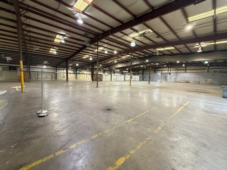 More Photos Of 144 Industrial Dr, Forest City Warehouse For Lease