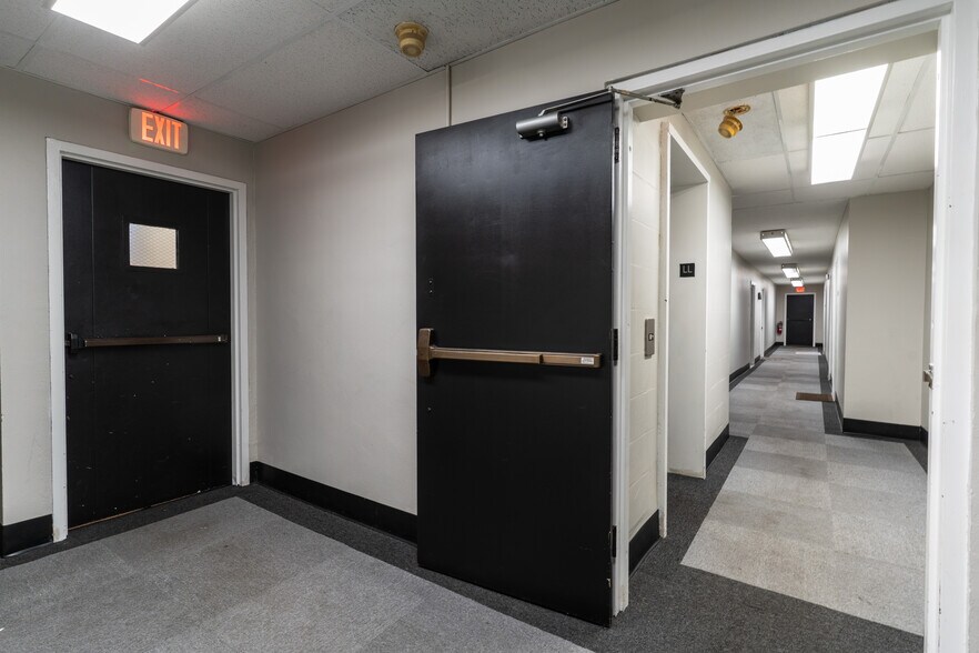 More Photos Of 1743 Culbertson Ave, New Albany Apartments For Sale