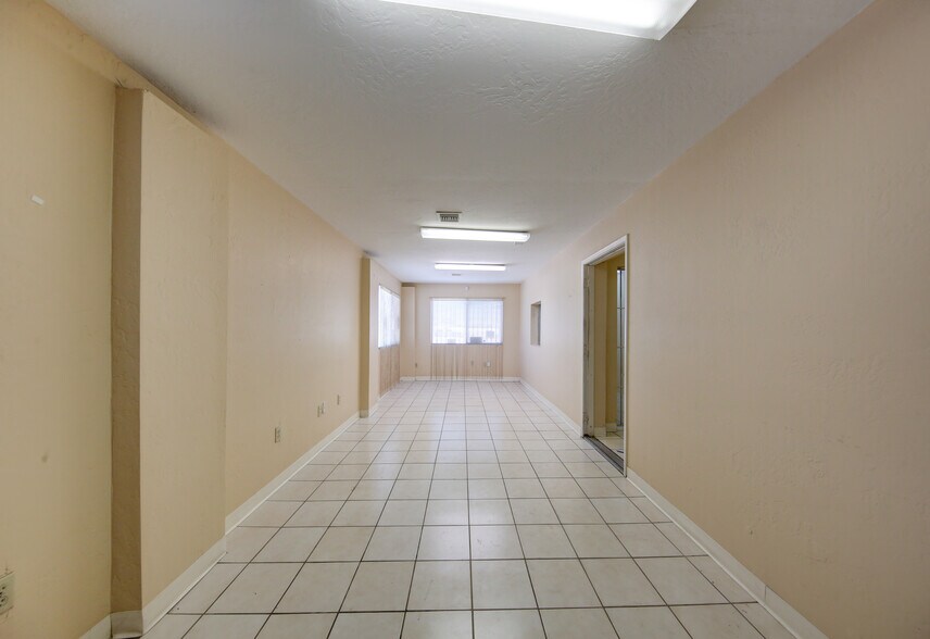 More Photos Of 11613 NW Grand Ave, El Mirage Light Distribution For Sale