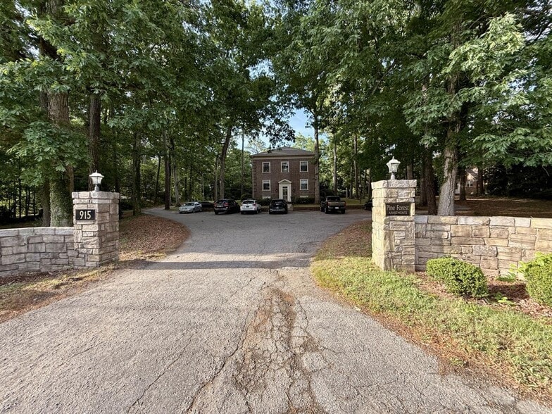 More Photos Of 915 Raleigh Road Pky W, Wilson Apartments For Sale