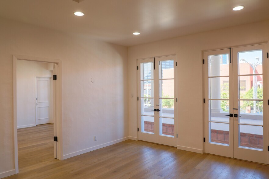 More Photos Of 1138-1140 Westwood Blvd, Los Angeles Storefront Retail Office For Lease