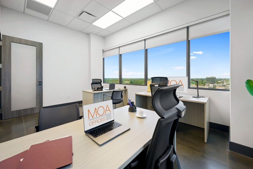 More Photos Of 19790 W Dixie Hwy, Aventura Office For Sale