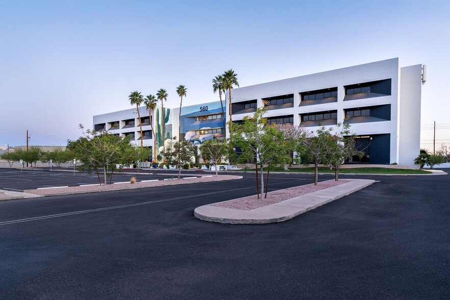 More Photos Of 560 W Brown Rd, Mesa Office For Lease