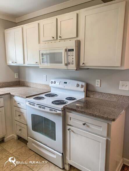 More Photos Of 395 Oakland Ave SE, Atlanta Apartments For Sale