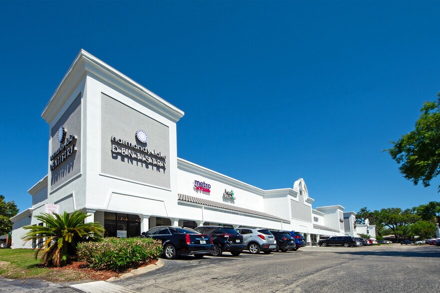 More Photos Of 2106-2186 Park Ave, Orange Park Unknown For Lease