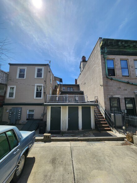 More Photos Of 427 Front St, Catasauqua Storefront Retail Residential For Lease