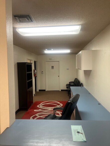 More Photos Of 1703 Civic Center Dr, North Las Vegas Medical For Lease