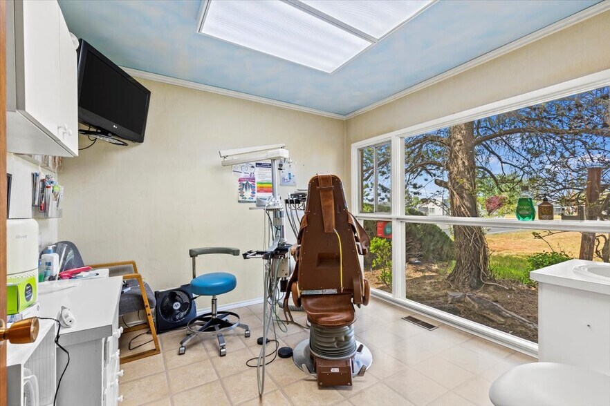 More Photos Of 781 Roza Dr, Zillah Healthcare For Sale