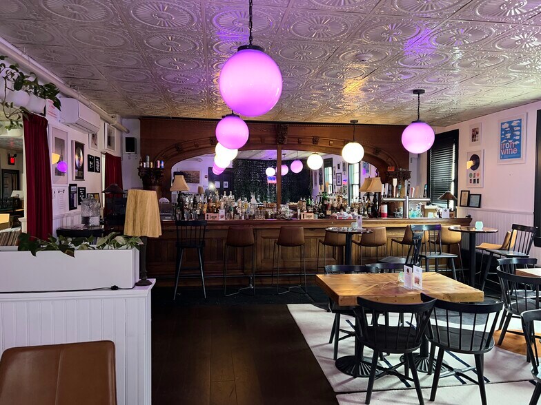 More Photos Of 28 Market St, Warren Theater Concert Hall For Lease