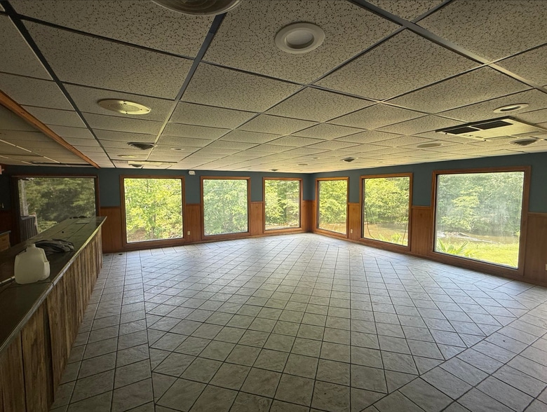 More Photos Of 3100 N Highway 14, Greer Restaurant For Lease