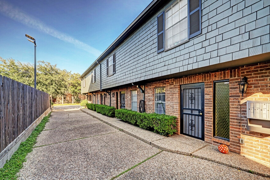 More Photos Of , Houston Unknown For Sale