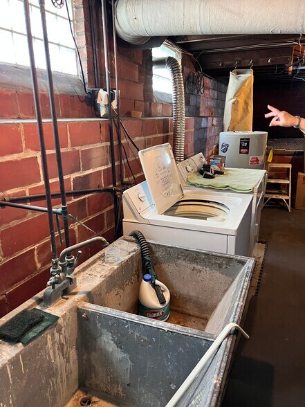 More Photos Of 3127 West Blvd, Cleveland Multifamily For Sale