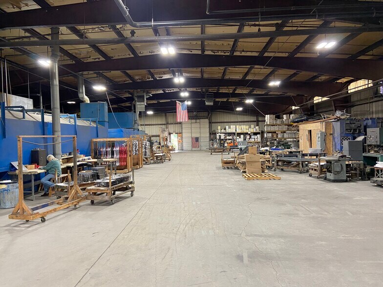 More Photos Of 40 Water St, Amesbury Warehouse For Sale