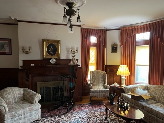 More Photos Of 668-672 Hale St, Beverly Schools For Lease