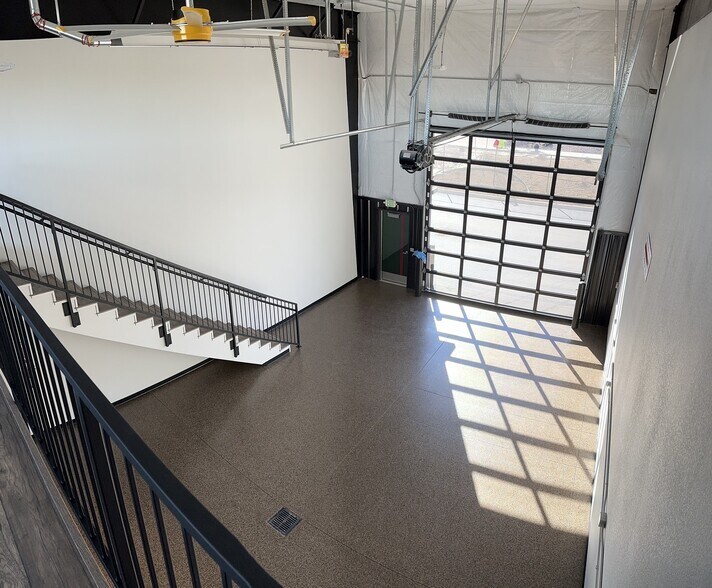 More Photos Of 2275 Busch Ave, Colorado Springs Flex For Lease