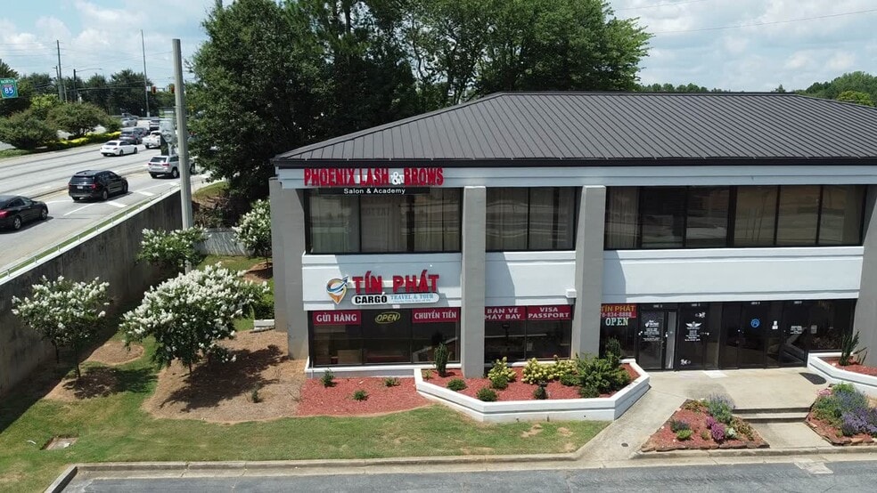 More Photos Of 6139-6141 Oakbrook Pky, Norcross Office For Lease