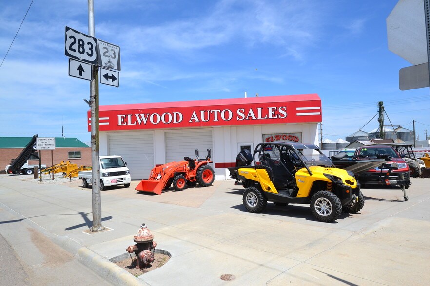 More Photos Of 205 Smith Ave, Elwood Auto Dealership For Sale