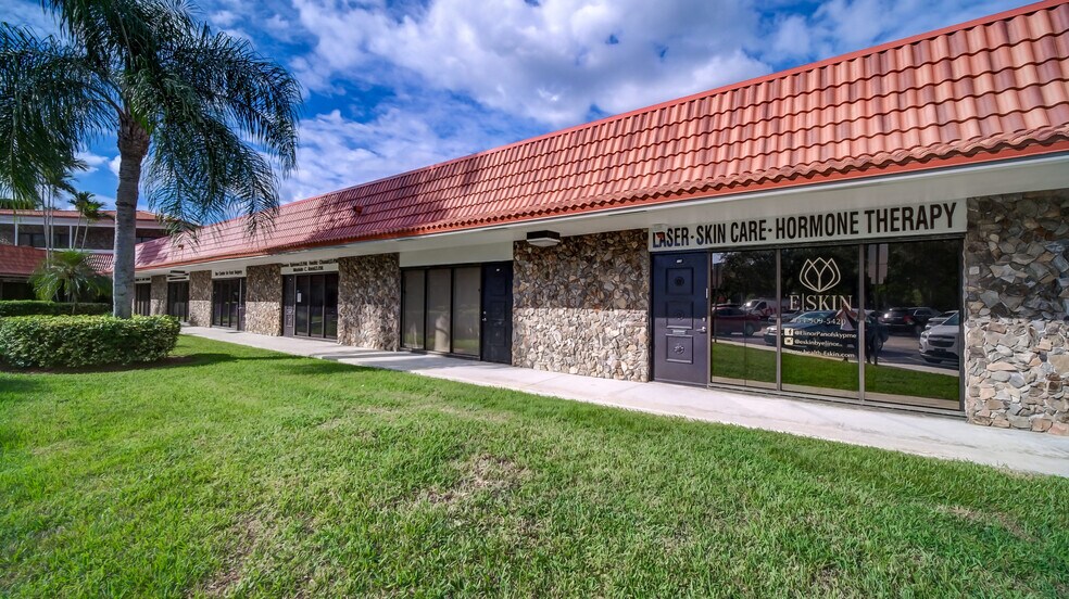 More Photos Of 201 N University Dr, Plantation Medical For Sale