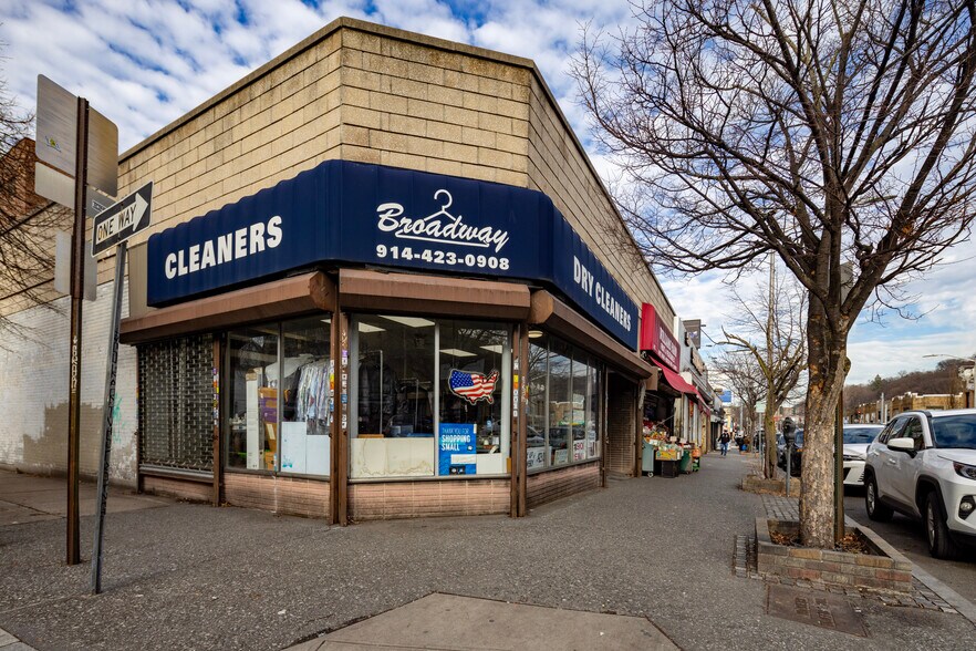 More Photos Of 465-479 S Broadway, Yonkers Storefront For Lease