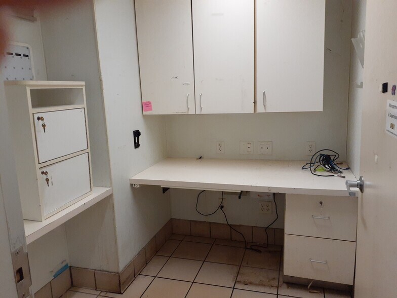 More Photos Of 7074 Boston State Rd, Hamburg Storefront Retail Office For Lease
