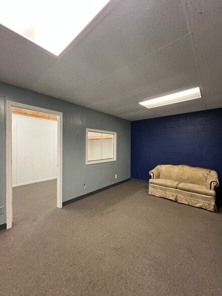 More Photos Of 3708 Shiloh Rd, Tyler Industrial For Sale