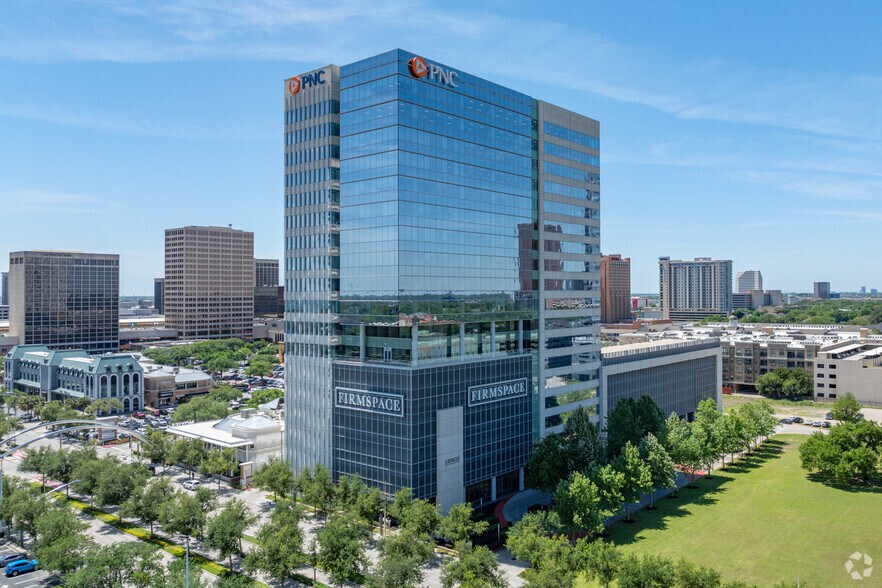 More Photos Of 2200 Post Oak Blvd, Houston Office For Lease