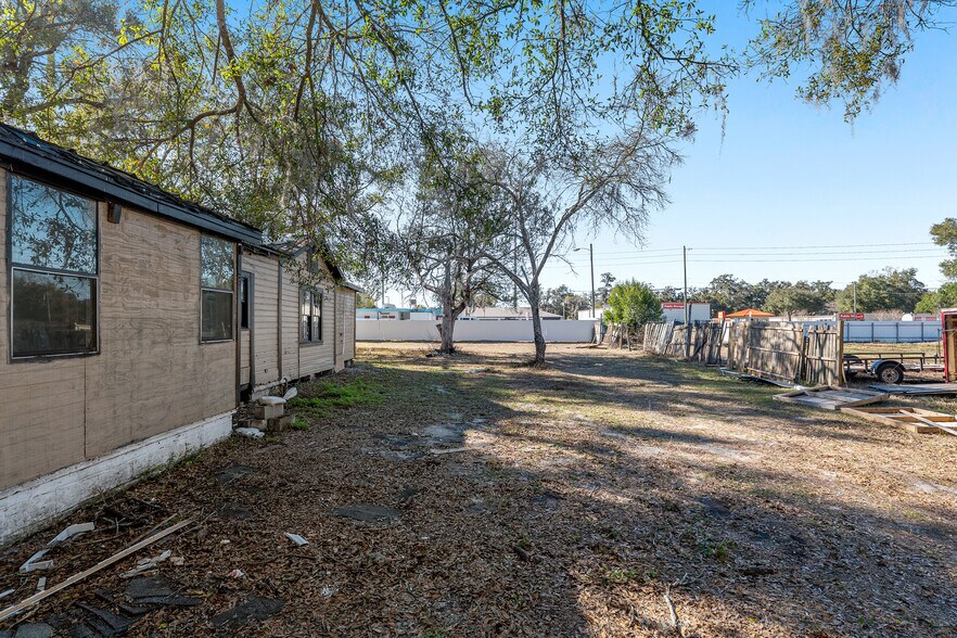 More Photos Of 1007 25th St, Ocala General Retail For Sale