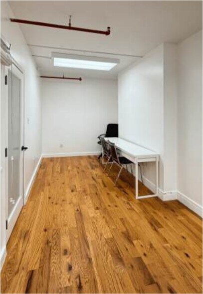 More Photos Of 527 Court St, Brooklyn Apartments For Lease