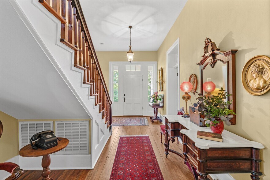 More Photos Of 129-131 Elizabeth St, Athens Lodge Meeting Hall For Sale