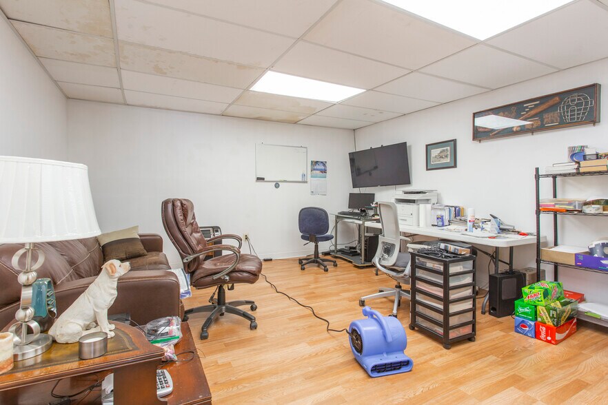 More Photos Of 2300 W 4th St, Chester Light Distribution For Lease