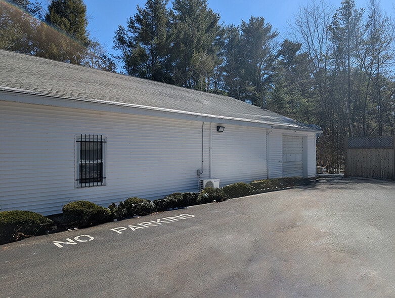 More Photos Of 444 Amherst St, Nashua Freestanding For Sale