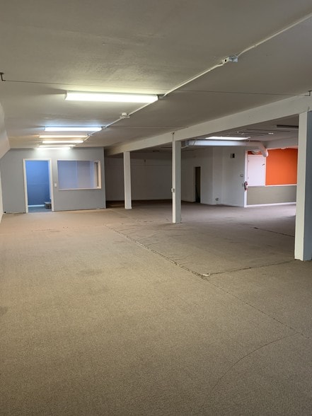 More Photos Of 5935-5937 Mission St, Daly City Warehouse For Lease