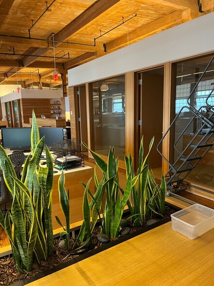 More Photos Of 1 Bridge St, Irvington Office For Lease