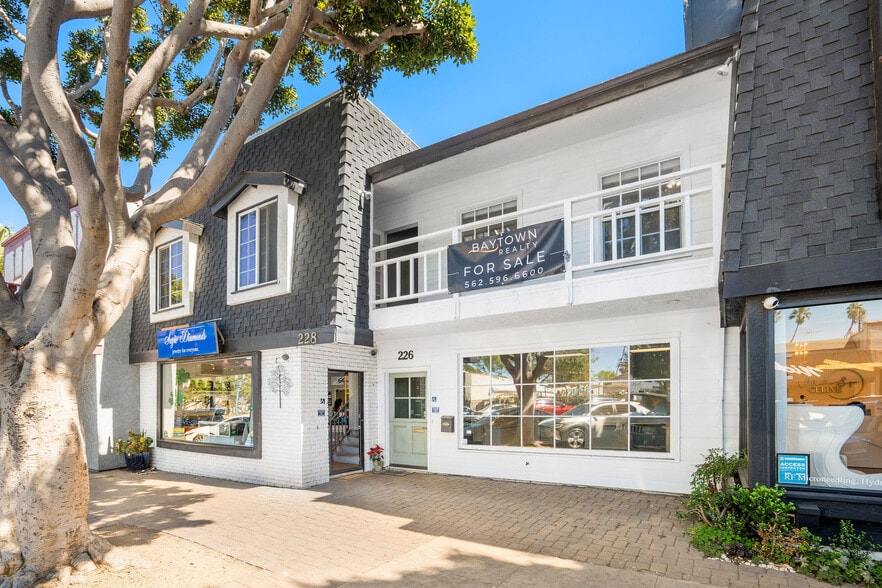 More Photos Of 224 Main St, Seal Beach Storefront For Sale