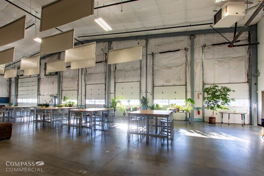 More Photos Of 20730 Brinson Blvd, Bend Industrial For Lease
