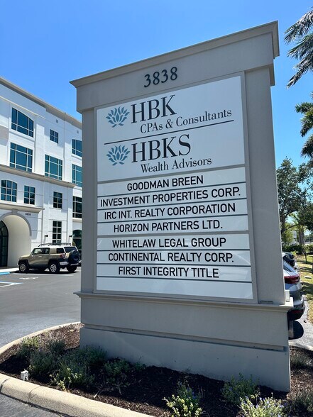 More Photos Of 3838 Tamiami Trl N, Naples Office For Lease