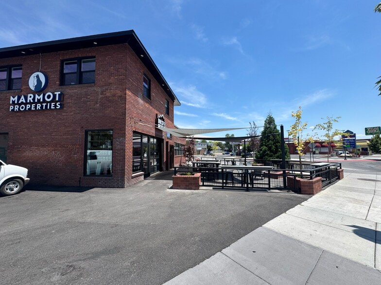 More Photos Of 960 S Virginia St, Reno Storefront Retail Office For Sale