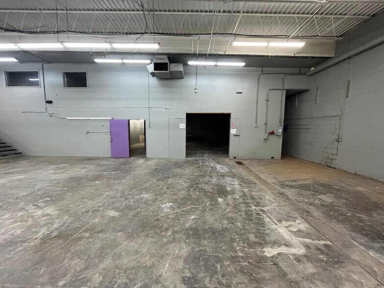 More Photos Of 298 Willis St, Gaffney Manufacturing For Sale