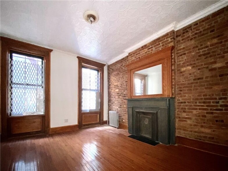 More Photos Of 135 5th Ave, Brooklyn Storefront Retail Residential For Sale