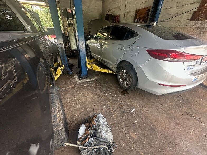 More Photos Of 800 S Adelle Ave, Deland Contractor Storage Yard For Sale