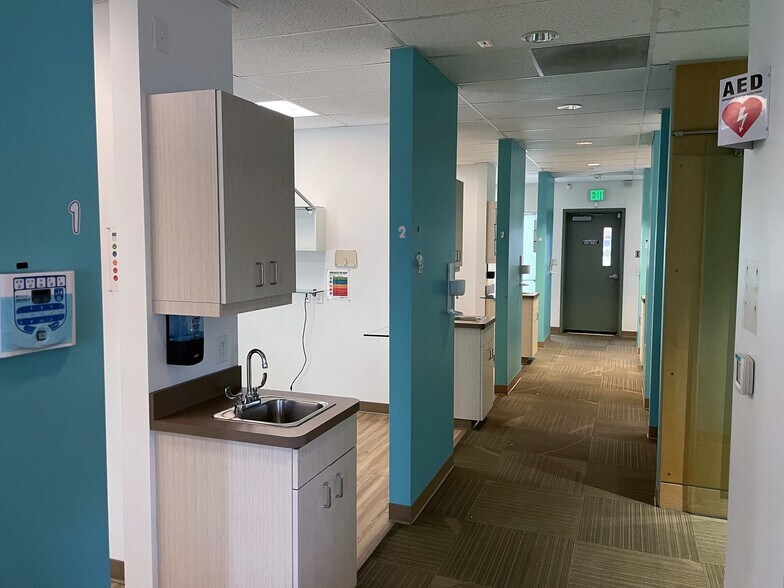 More Photos Of 2150 NE 82nd Ave, Portland Medical For Sale