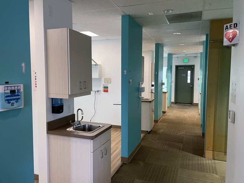 More Photos Of 2150 NE 82nd Ave, Portland Medical For Sale