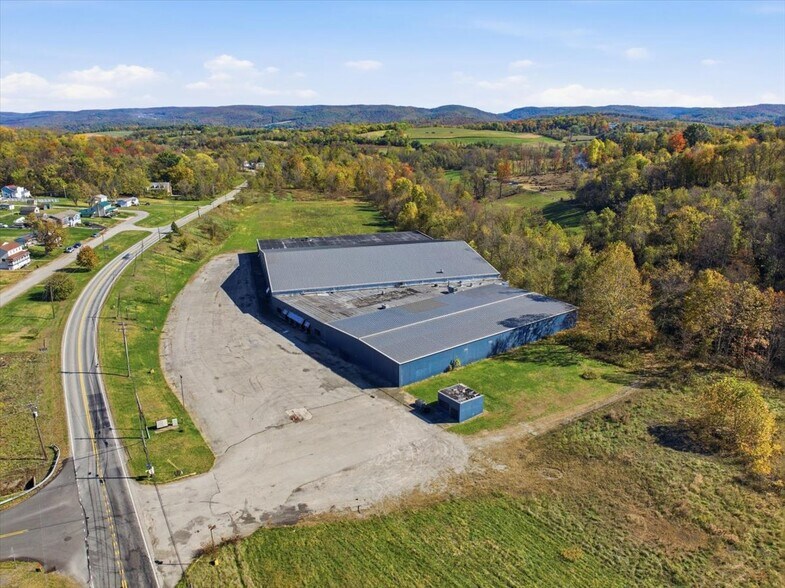 More Photos Of 5001 W Crawford Ave, Connellsville Skating Rink For Sale