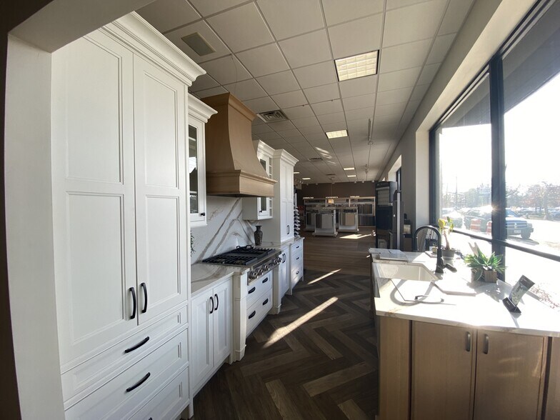 More Photos Of 465 Franklin Ave, Franklin Square Storefront Retail Office For Sale