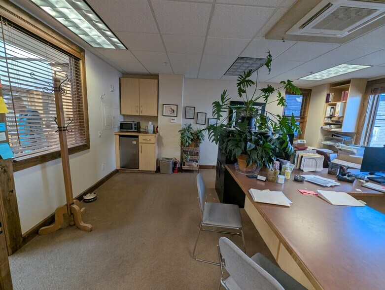 More Photos Of 120 2nd Ave N, Ketchum Medical For Sale