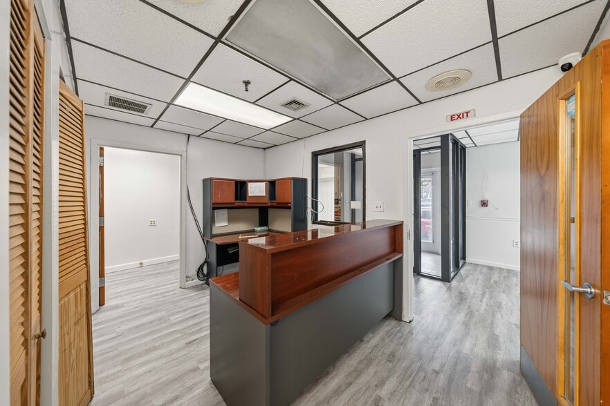 More Photos Of 422 Grand St, Hoboken Office Residential For Sale