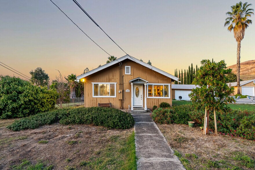 More Photos Of 1995 Old Calaveras Rd, Milpitas Land For Sale
