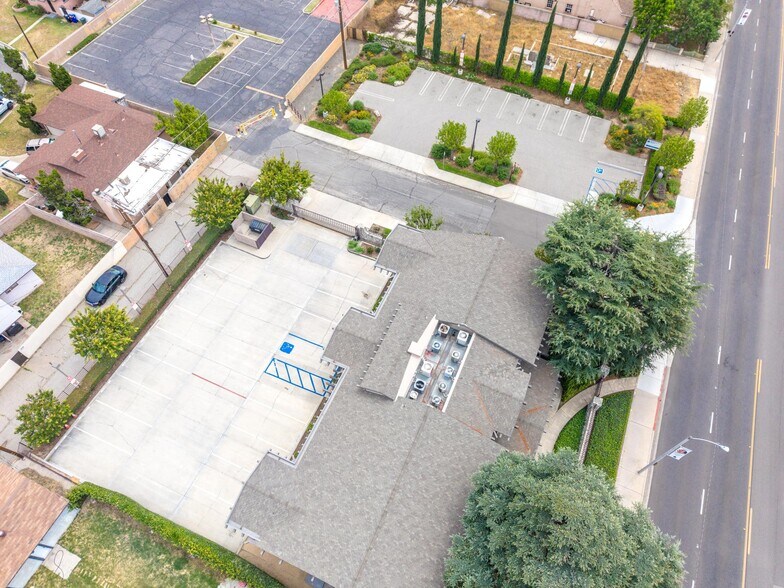 More Photos Of 437 N Riverside Ave, Rialto Loft Creative Space For Sale