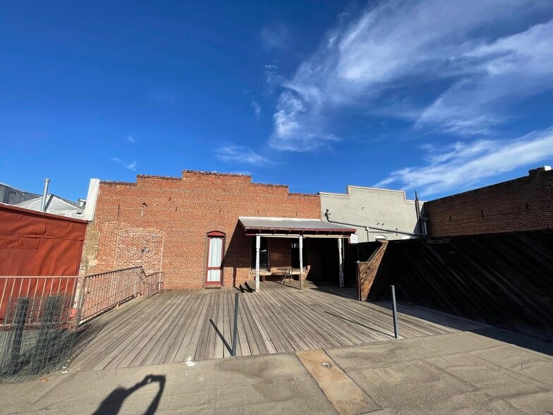 More Photos Of 635 Main St, Red Bluff General Retail For Sale