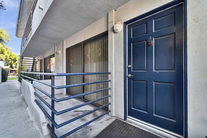 More Photos Of 1236 21st St, Santa Monica Apartments For Sale